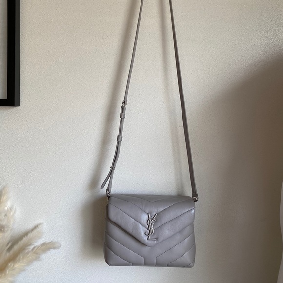 EUC Saint Laurent Toy Loulou Crossbody Bag Gray - Picture 2 of 16